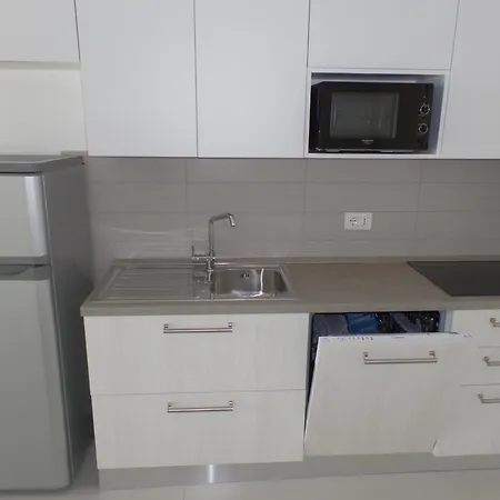 Giardino Apartman *