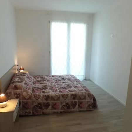 Giardino Apartment *